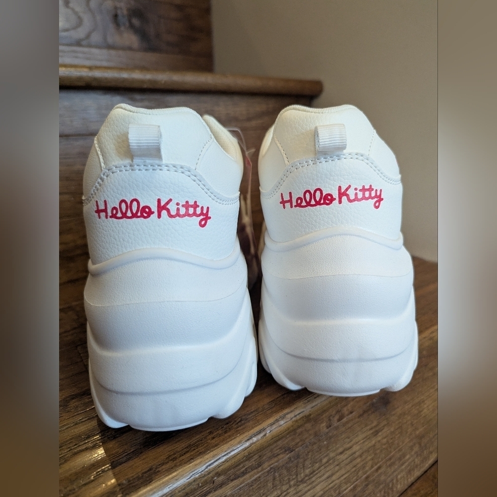New Sanrio Hello Kitty Platform Sneakers White Woman's US 10 EU 41 From Spain - Picture 13 of 16